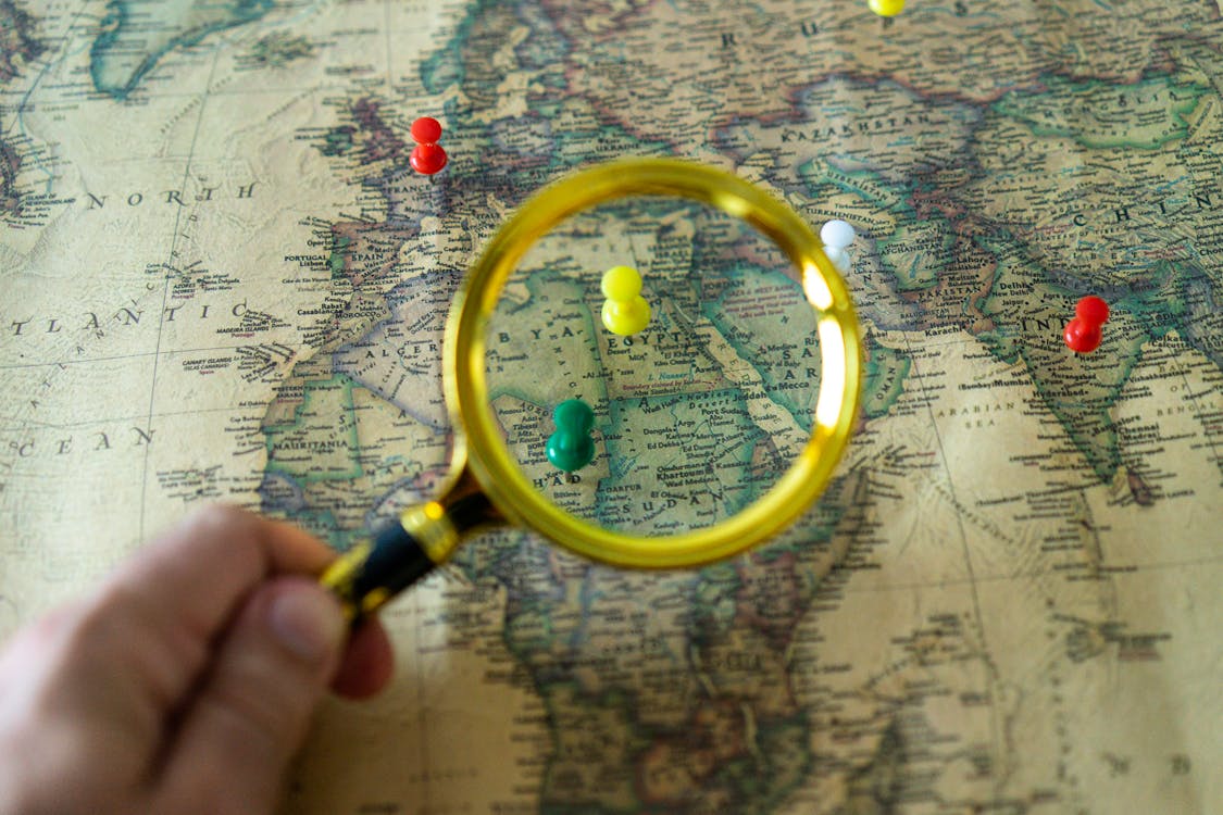 کامیون حمل بار